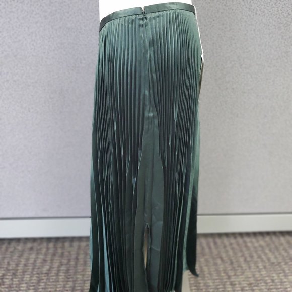 Vince Womens Green Pleated Skirt Size 12 - Picture 4 of 8